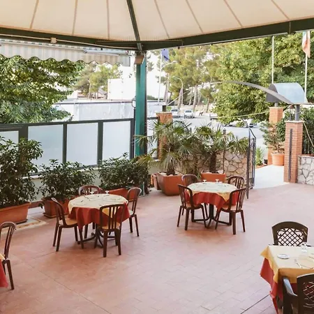 Del Sorriso 3* ונוסה