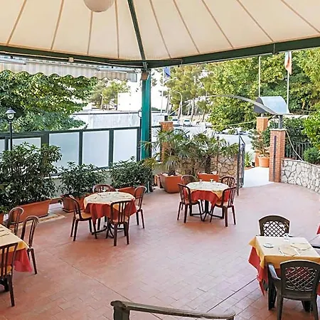 Del Sorriso Hotel 3*